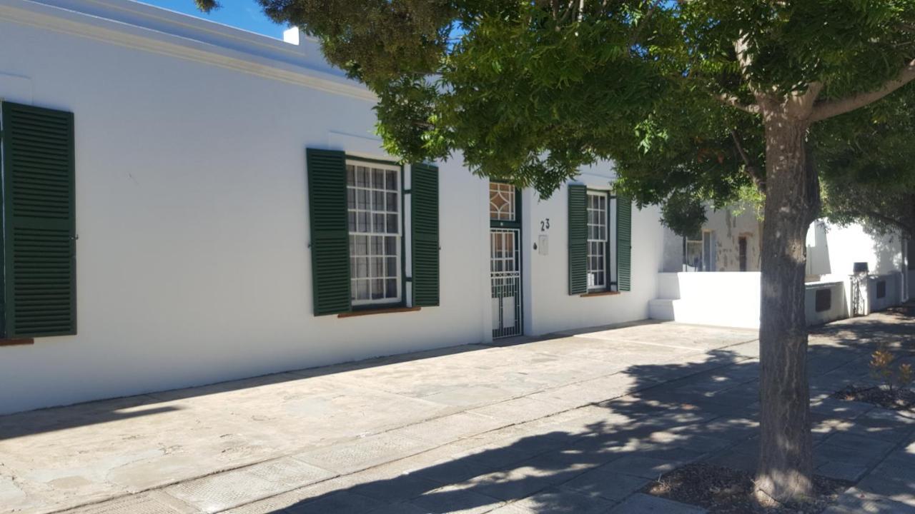 Flower'S Halt Graaff Reinet Exterior photo