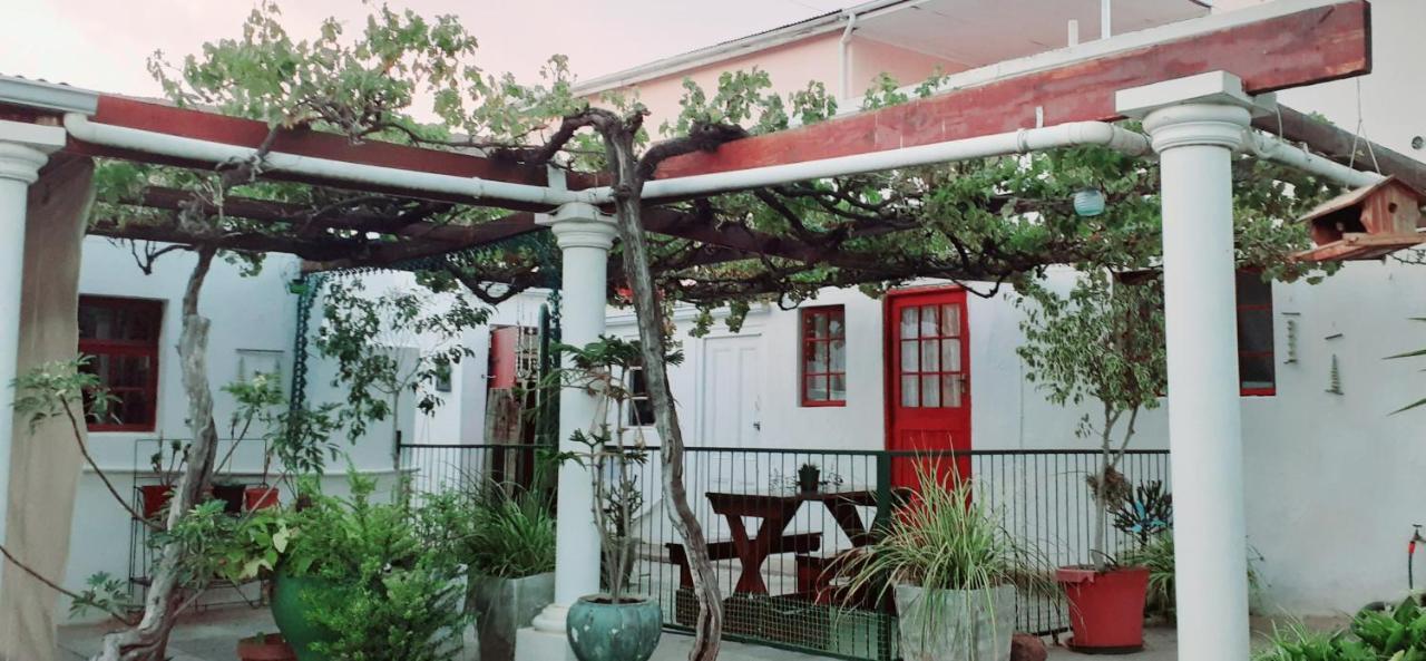 Flower'S Halt Graaff Reinet Exterior photo